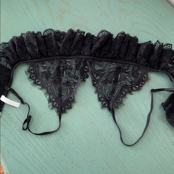 A La Folie black lace wireless bralette - Picture 2 of 5